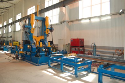 Автоматизированная линия производства стальных двутавров на заводе в г. Услолье-Сибирское