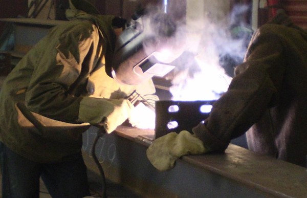 Производство металлоконструкций на заводе в Ангарске
